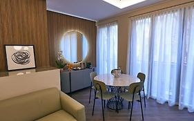 Contempora Apartments - Two Bedrooms Monet